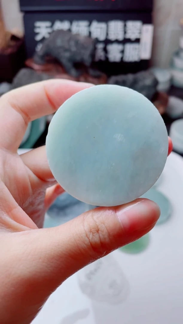 翡翠未镶嵌颈饰1077......
