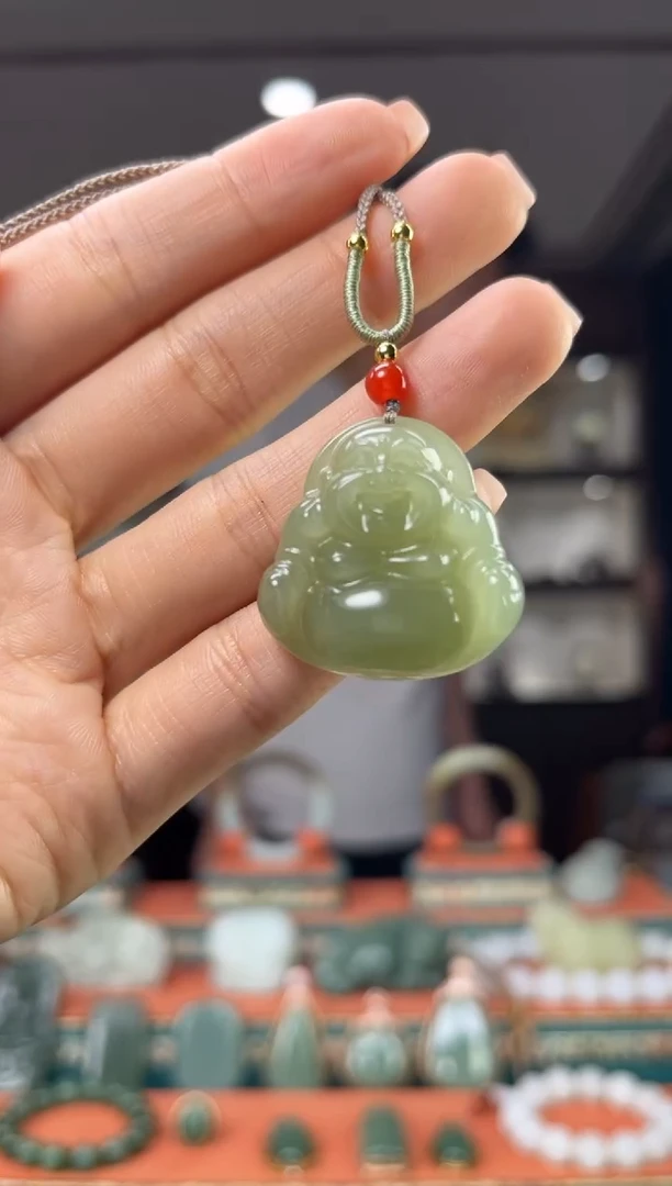 和田玉未镶嵌颈饰佩佩30mm左右