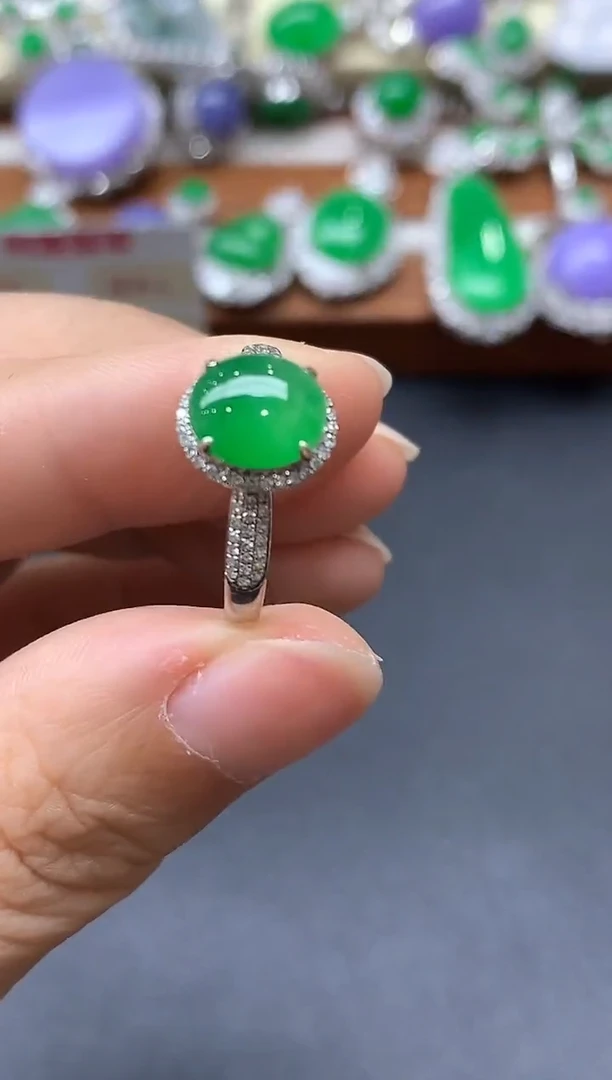 18K金镶嵌戒指翡翠490-中国好珍宝