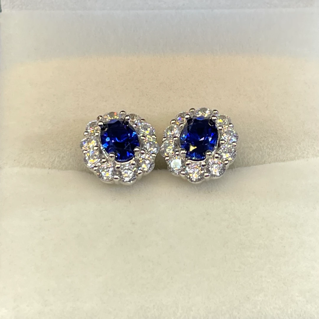 【Vivia】甄选 蓝晚风椭圆耳钉1.0CT