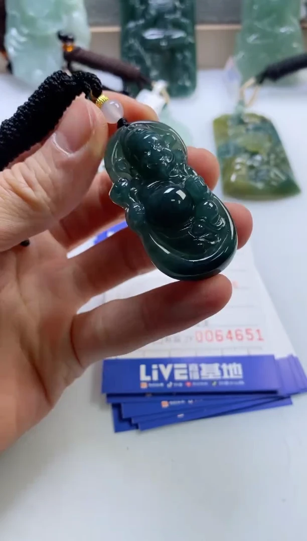 【闪购商品】翡翠挂件未镶嵌