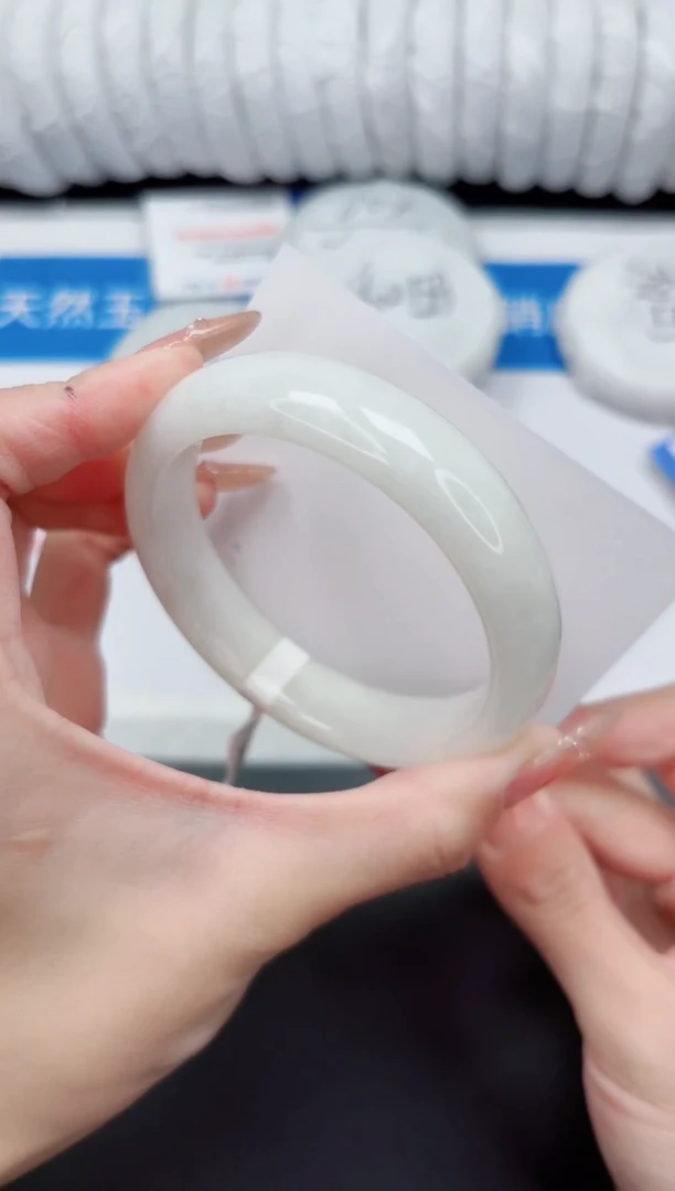 未镶嵌手镯和田玉171-62BK