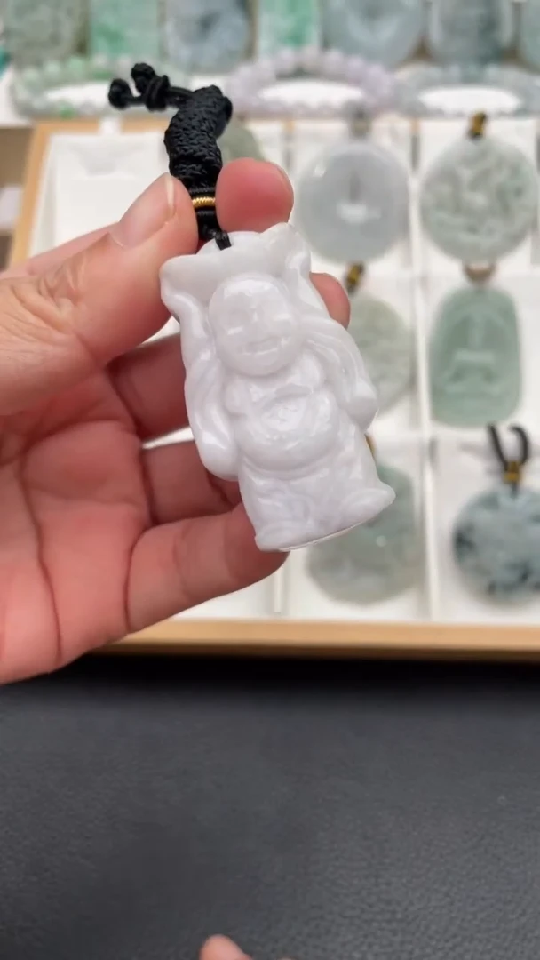 颈饰未镶嵌翡翠天然缅甸翡翠A货1