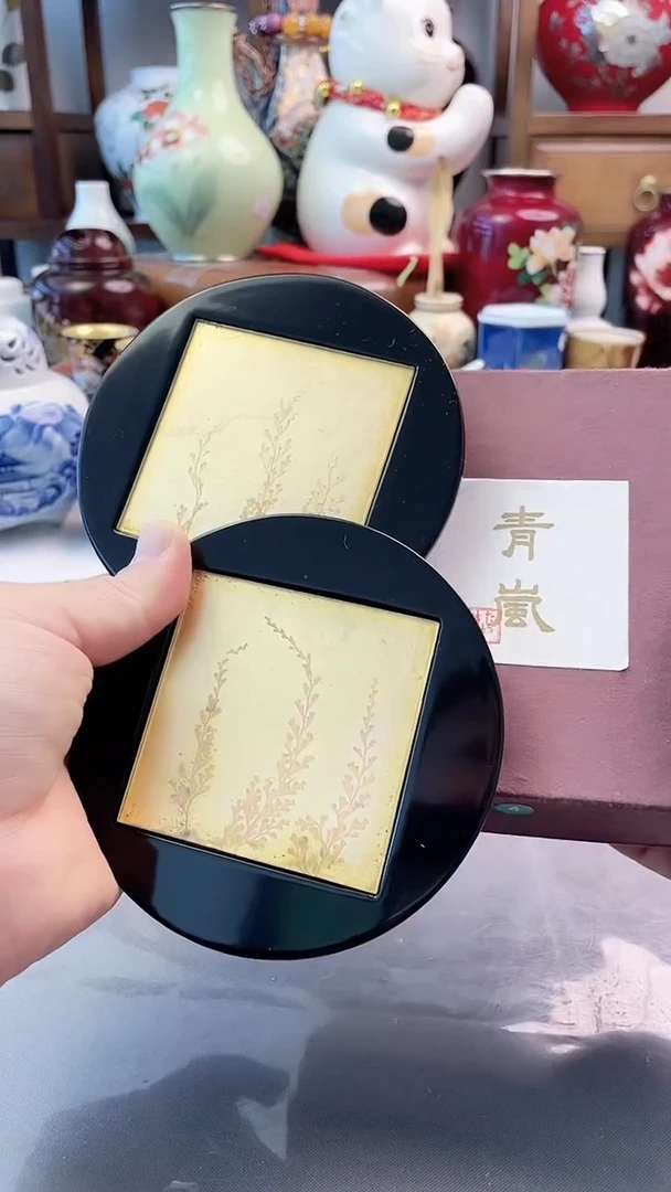 盘日产金箔壶承一对