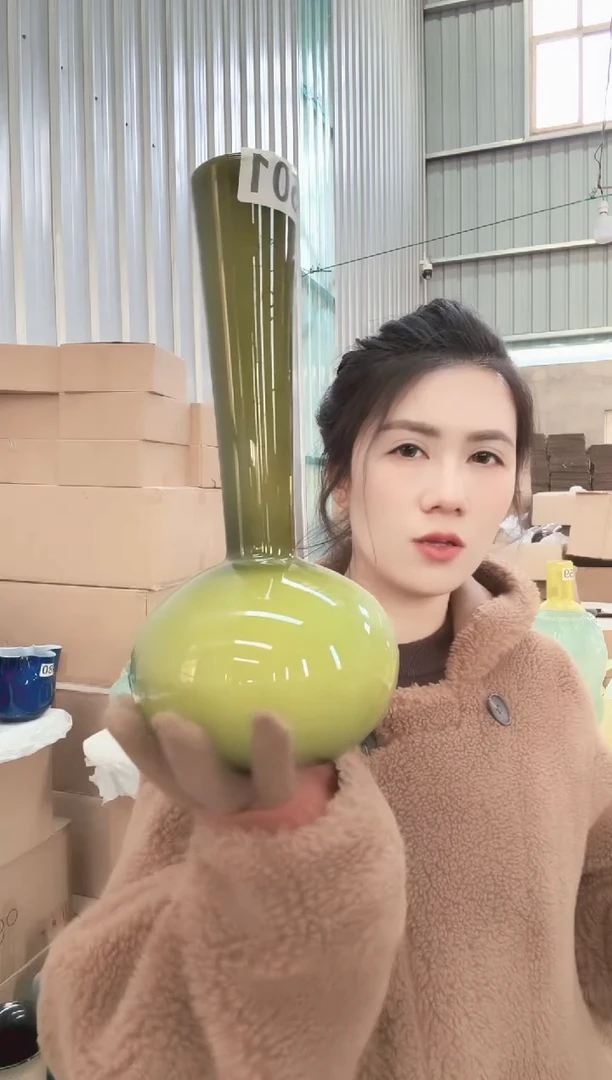 241直播玻璃花瓶