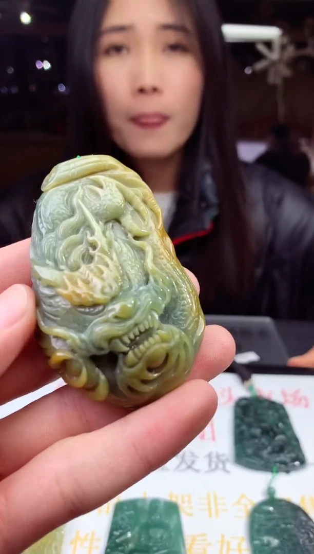 未镶嵌定制翡翠天然A货翡翠拍一发一