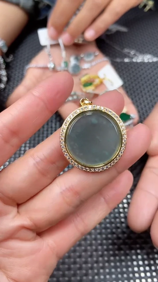 【闪购商品】翡翠吊坠(不含链)未镶嵌11111111