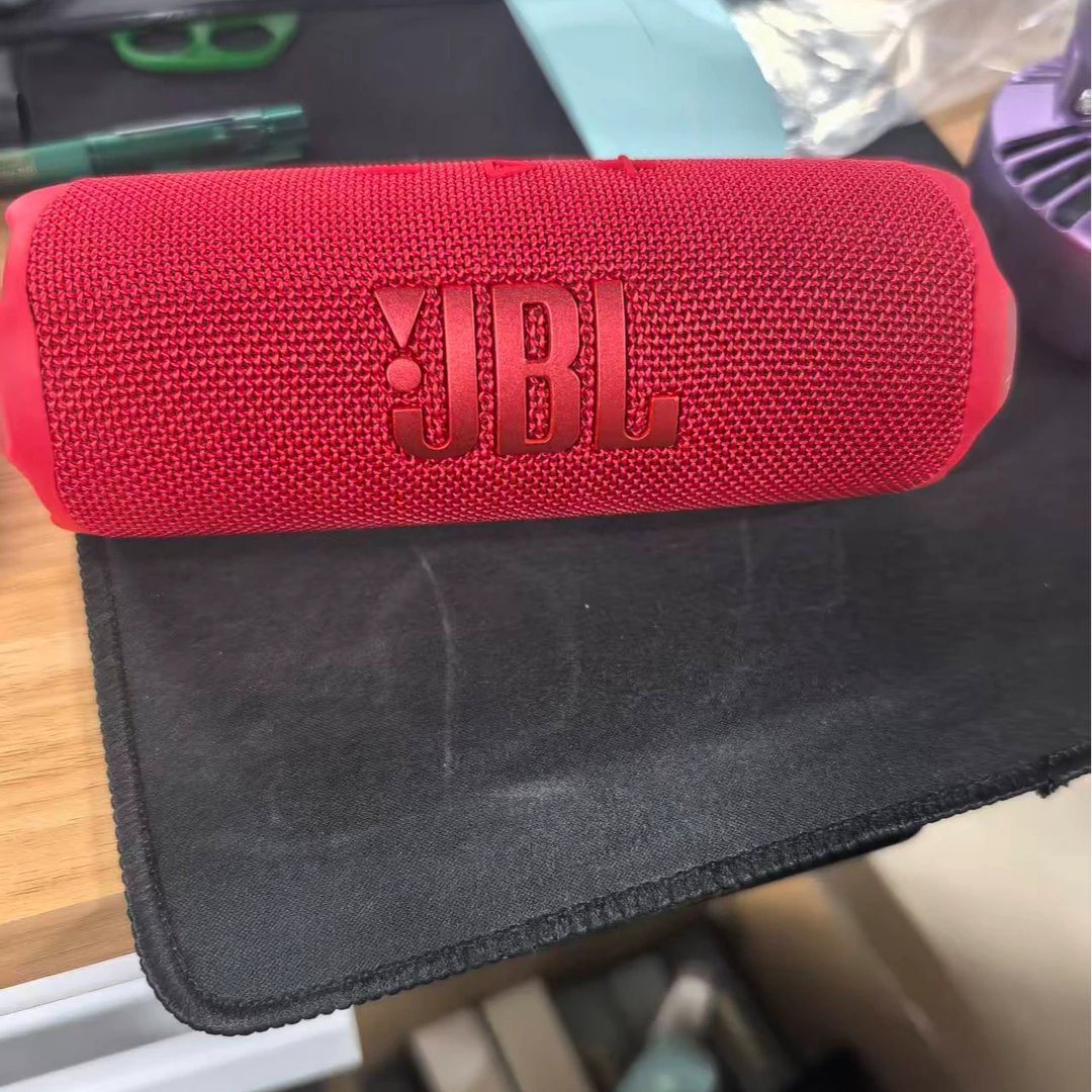 99新 JBL JBL万花筒7蓝牙音响带包装红色272号