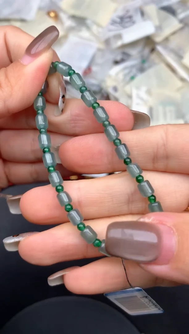 未镶嵌挂件翡翠一