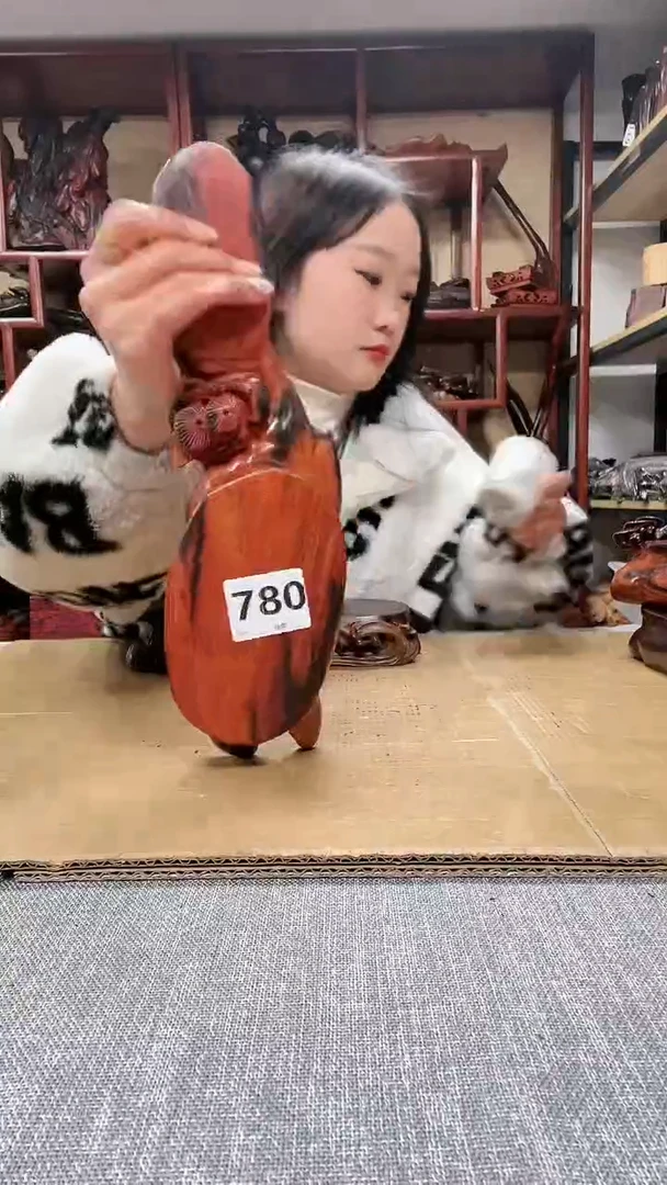 【闪购商品】贡木红木底座工艺品收藏