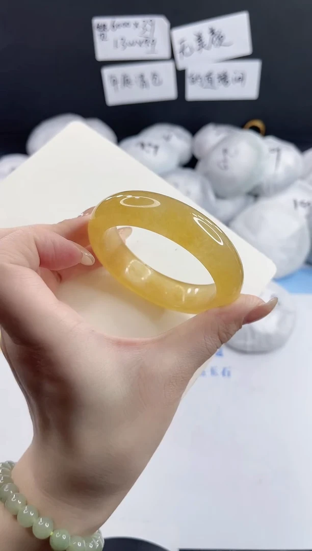 未镶嵌手镯石英质玉L306-53