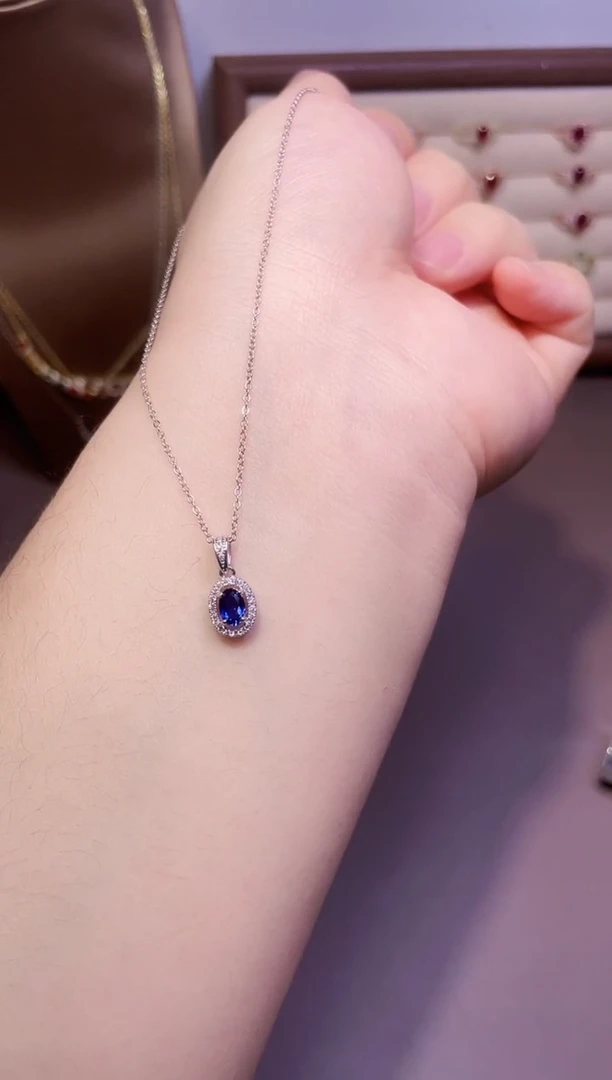 【闪购商品】蓝宝石吊坠(赠链)银S925镶嵌1