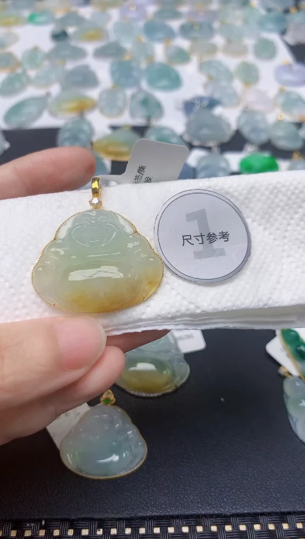 翡翠18K金镶嵌颈饰天然缅甸A货翡翠