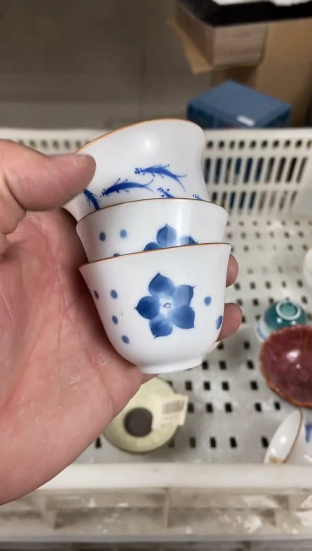 杯无运费险有瑕疵的摄影的产品有使用过的痕迹有点脏介意勿拍