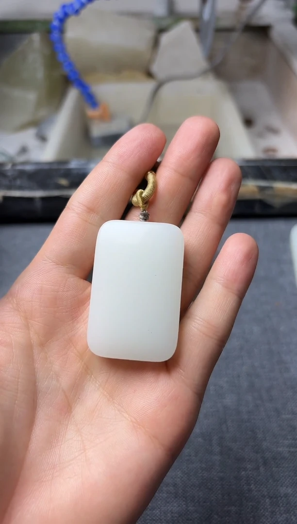 3×5天然玉石未镶嵌颈饰