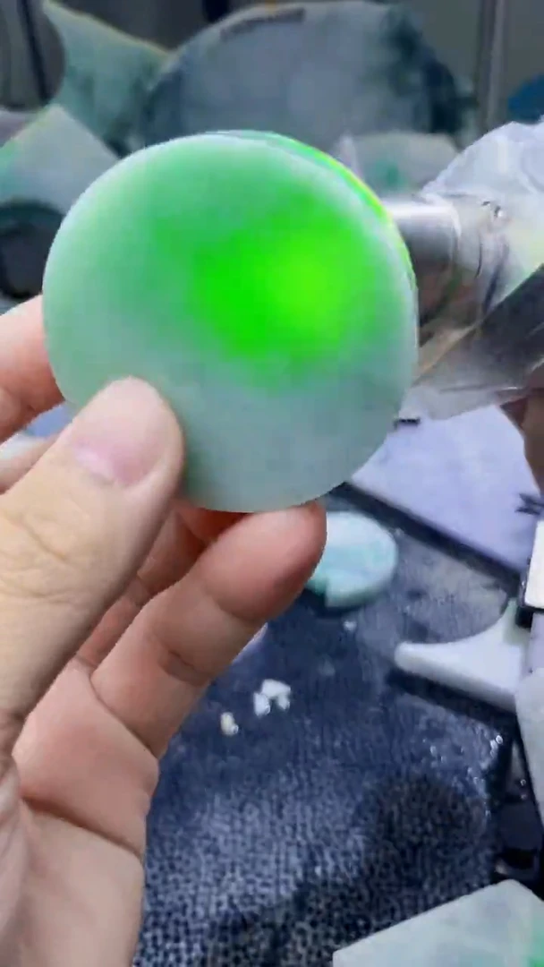 裸石翡翠天然A货翡翠板料