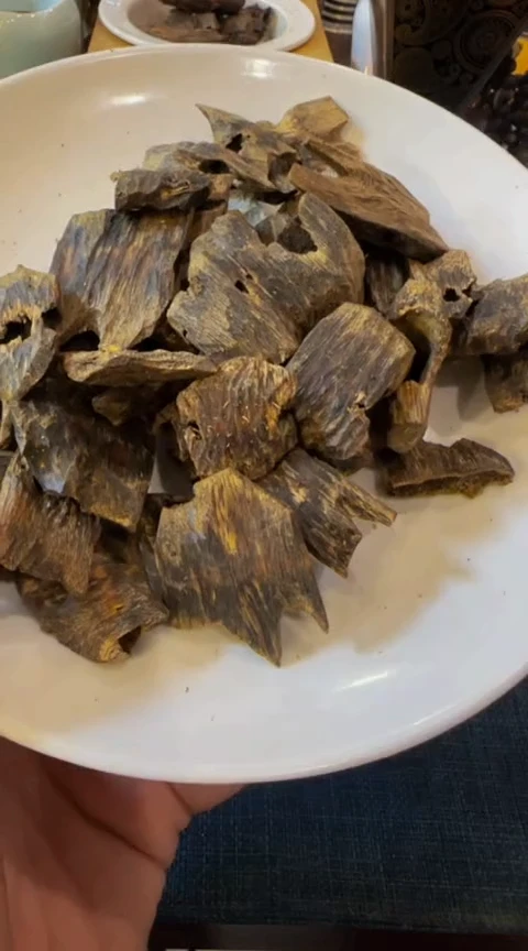 【闪购商品】沉香摆件海南紫棋块料101克