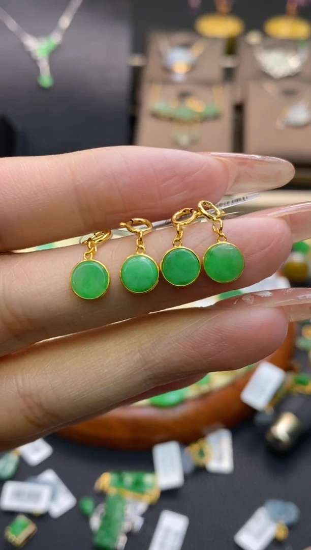 【闪购商品】翡翠颈饰18K金镶嵌多样性发其一净货12305