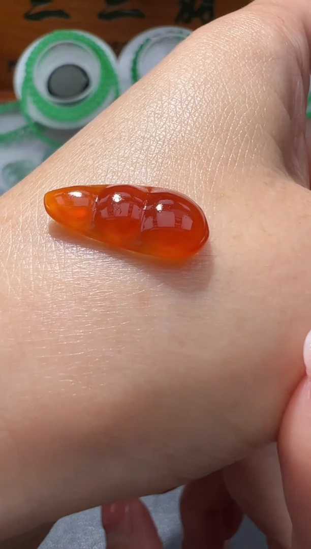 【闪购商品】定制翡翠未镶嵌17.8*9.0*3.3豆子