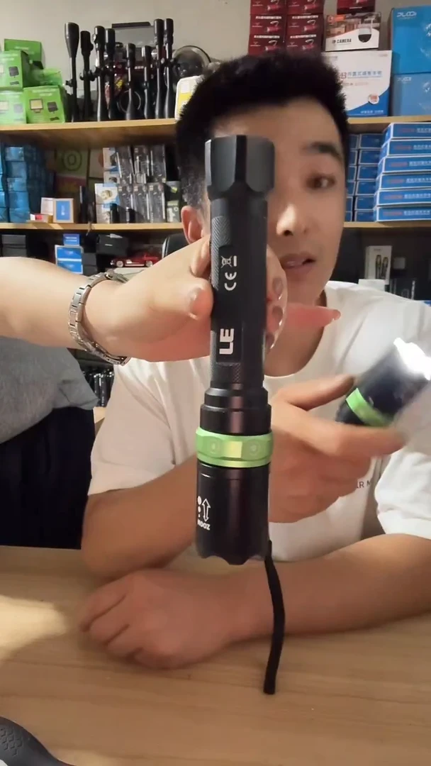 合金六色手电好坏不管无电池