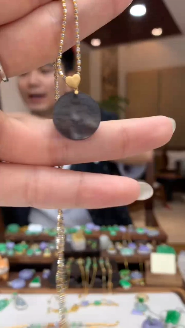 翡翠18K金镶嵌吊坠(不含链)圆牌