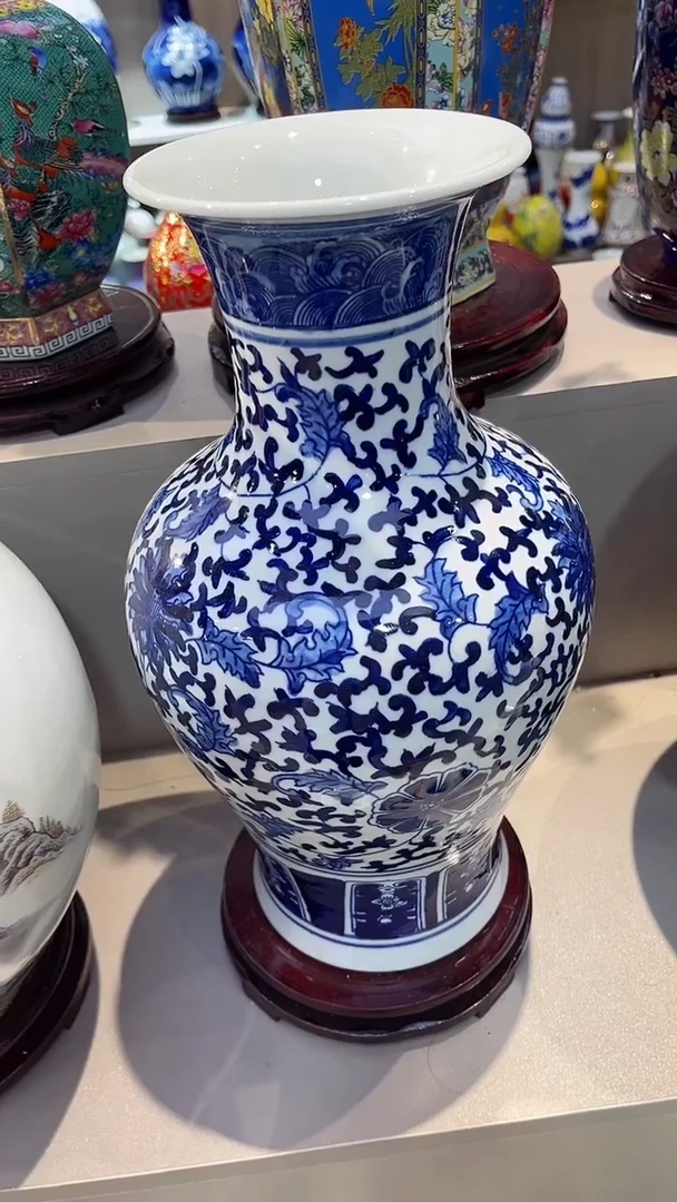 摆件青花缠枝莲鱼尾瓶38cm左右