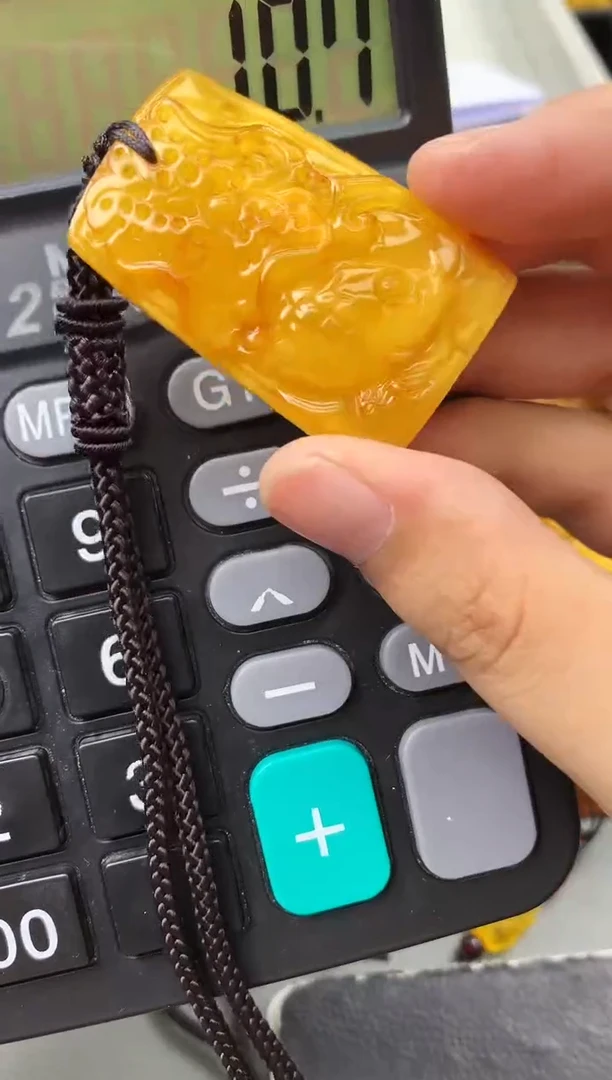 未镶嵌琥珀珠宝奇石51