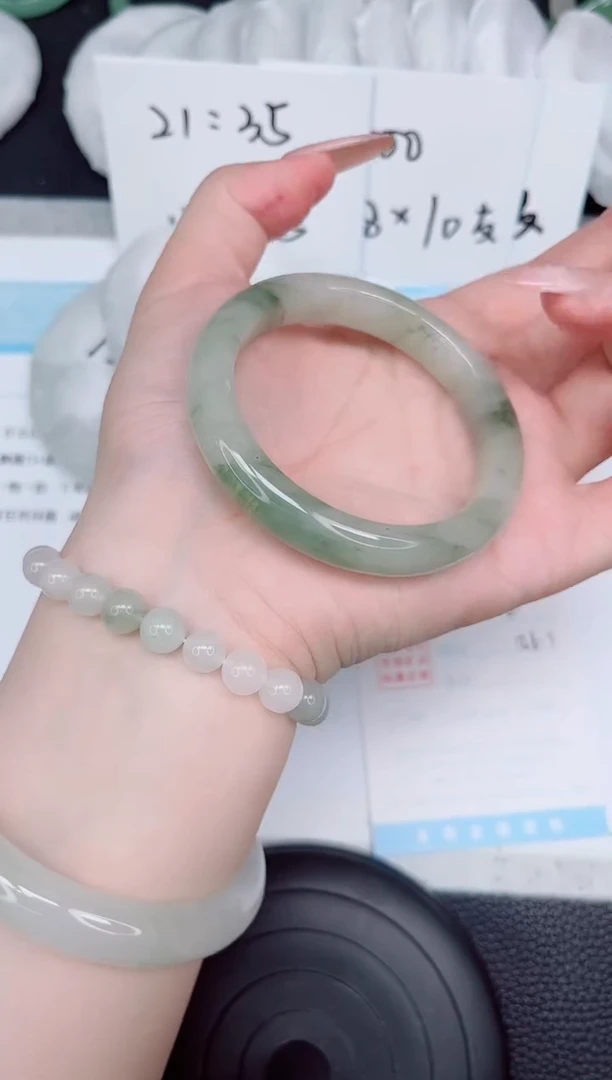 石英质玉手镯未镶嵌61-56.1