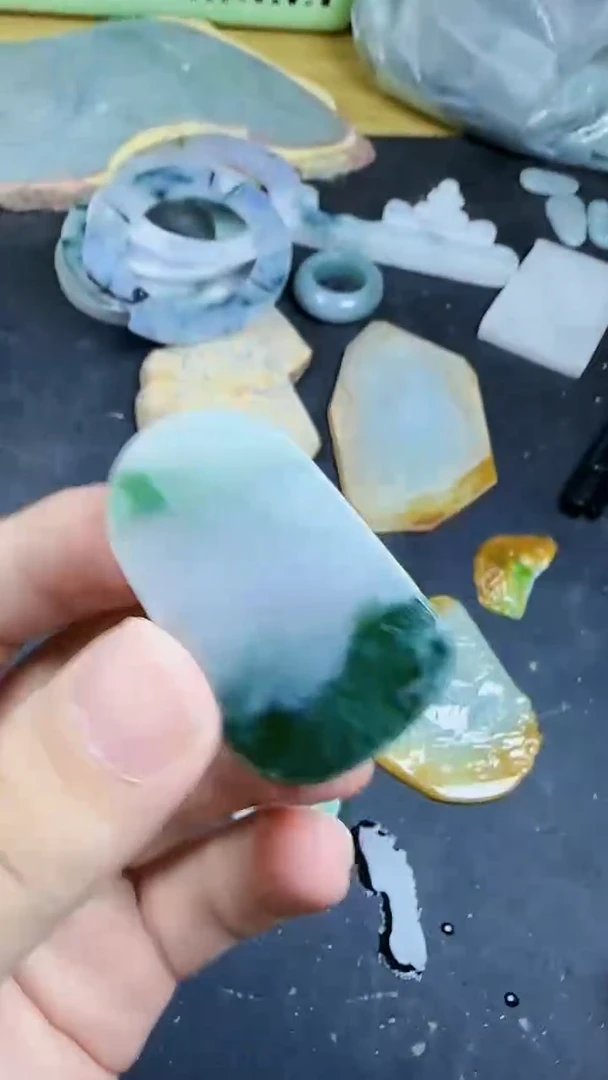 未镶嵌挂件翡翠花**生193