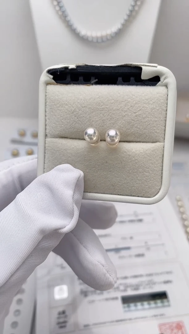 【闪购商品】海水珍珠耳饰18K金镶嵌5.5-6特选天女耳钉极微瑕