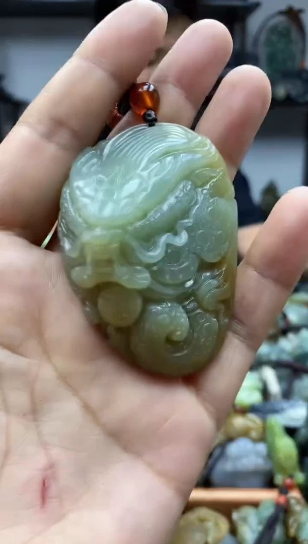 和田玉未镶嵌把件1