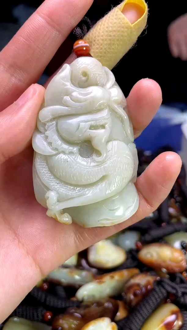 【闪购商品】和田玉颈饰未镶嵌1