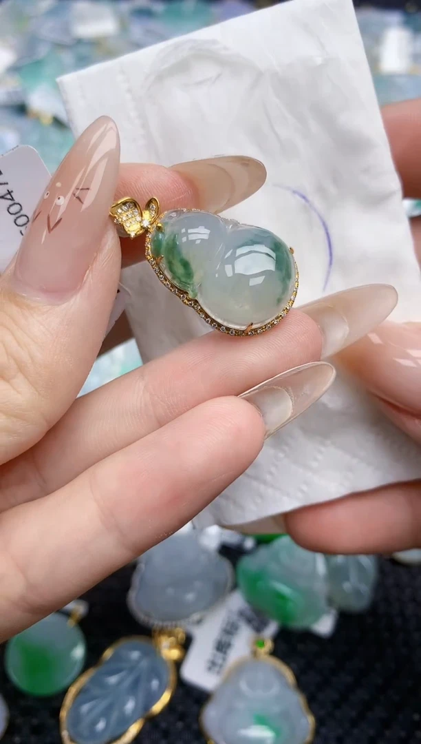 翡翠18K金镶嵌颈饰247   天然翡翠A货