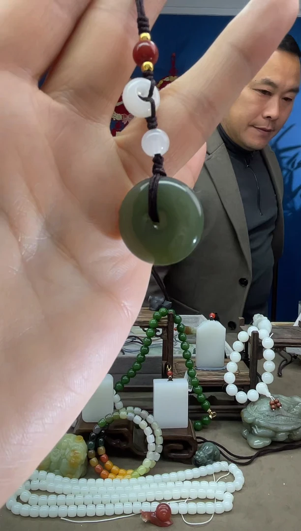 【闪购商品】和田玉颈饰未镶嵌1