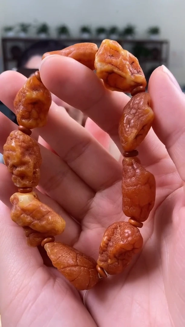 【闪购商品】琥珀手串未镶嵌手串