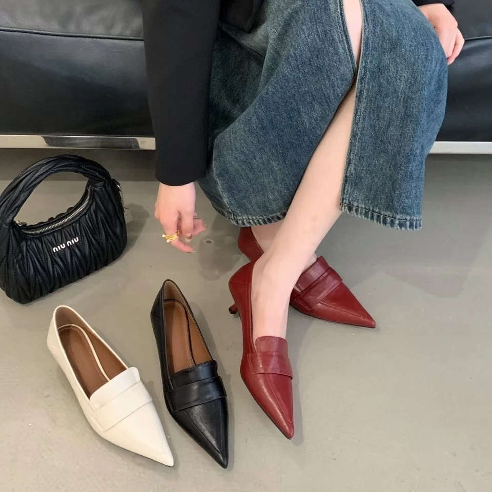 2025年新款尖头细跟单鞋乐福鞋女工作鞋女软皮软底可踩跟小皮鞋女
