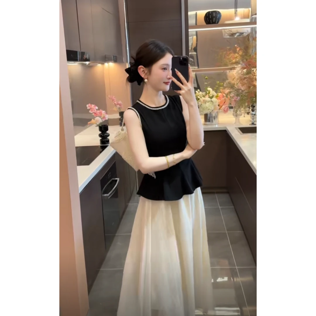 周粥赫本2025新款轻奢高级感钉珠轻熟风上衣半裙两件套8500资