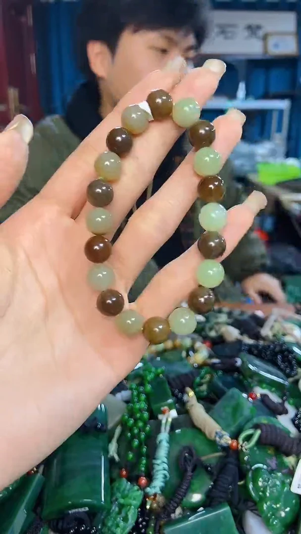 未镶嵌和田玉挂件1