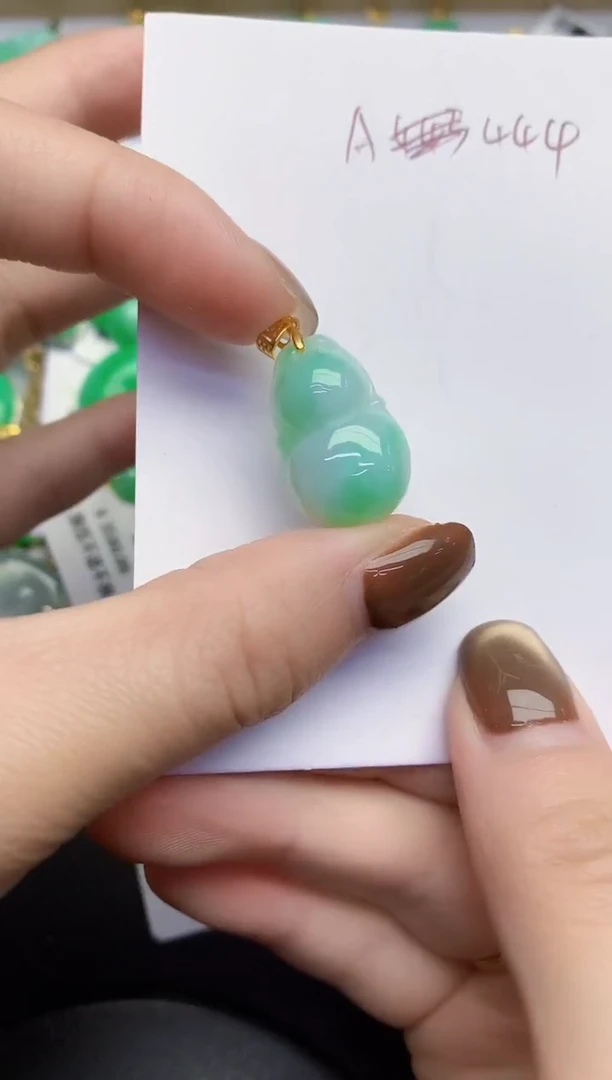 颈饰未镶嵌翡翠缅甸天然翡翠A货