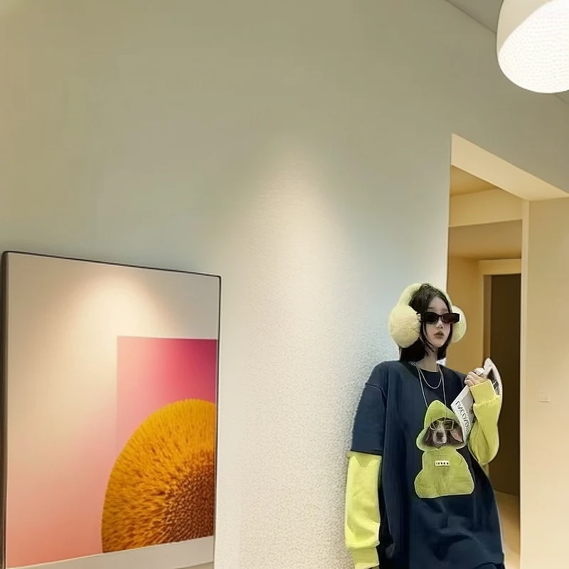 衣狂家--9新款时尚印花撞色拼接袖宽松百搭假两件T恤女9023