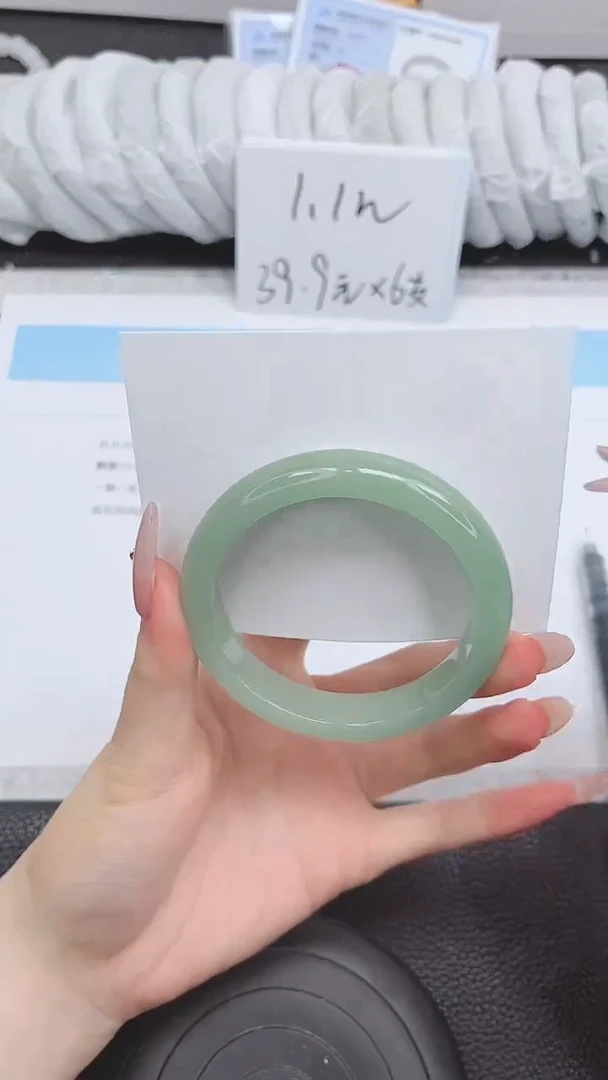 未镶嵌手镯石英质玉181-56.6