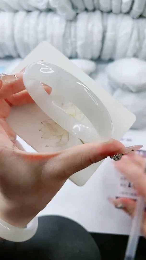 【闪购商品】石英质玉手镯未镶嵌多样性发货L590-62