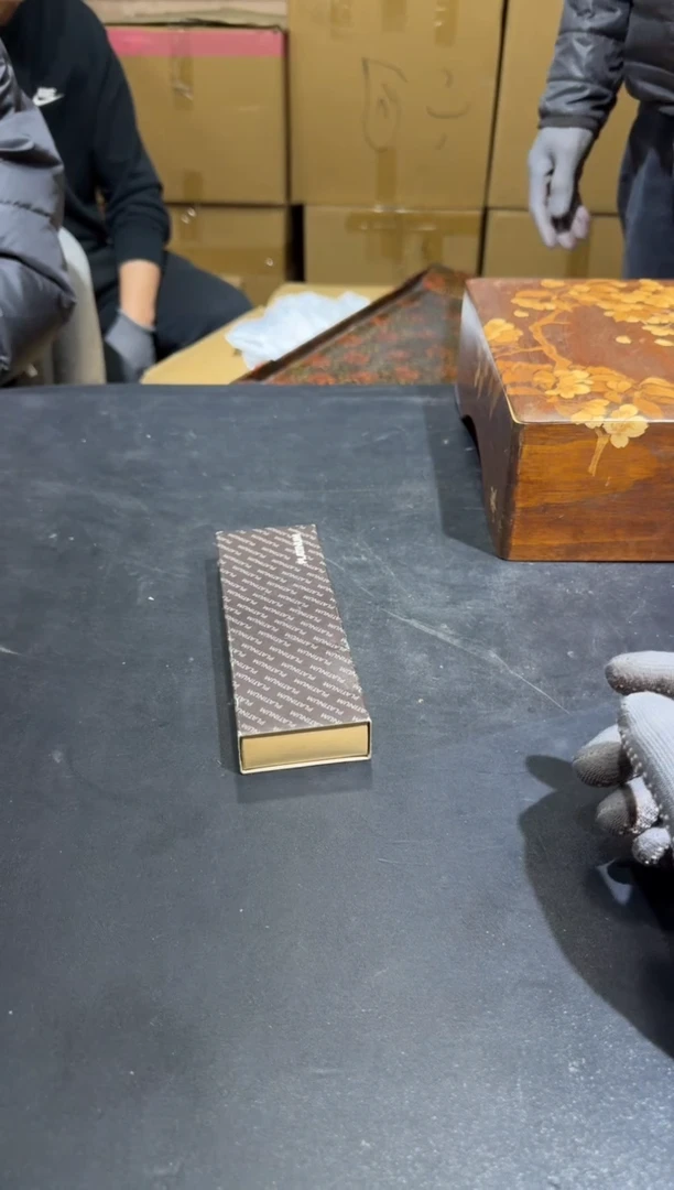 【闪购商品】杯小四孤品收藏中古品