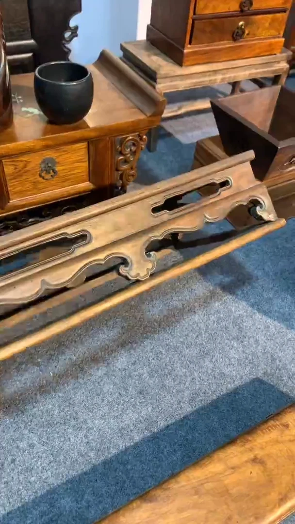 木福利           托尼炕桌