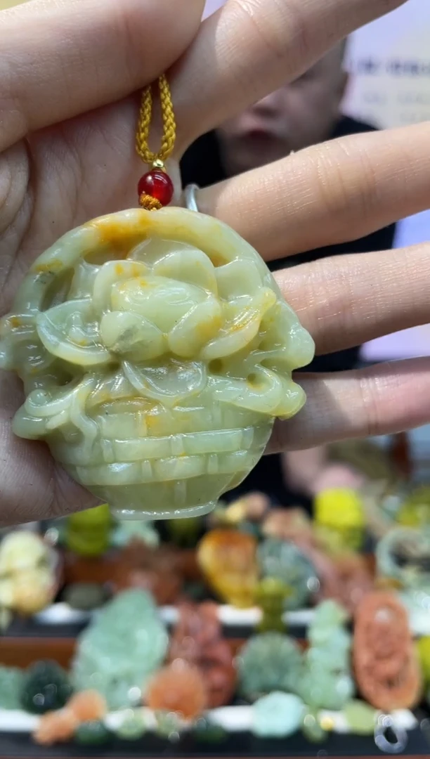 【闪购商品】岫玉吊坠未镶嵌·