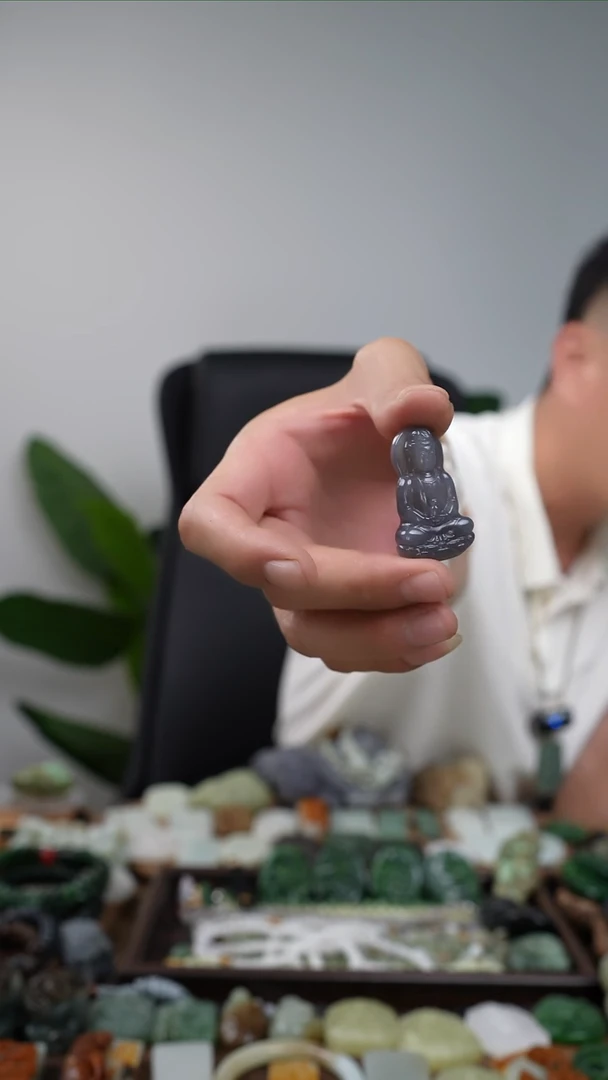 和田玉未镶嵌吊坠(不含链)小观音牌