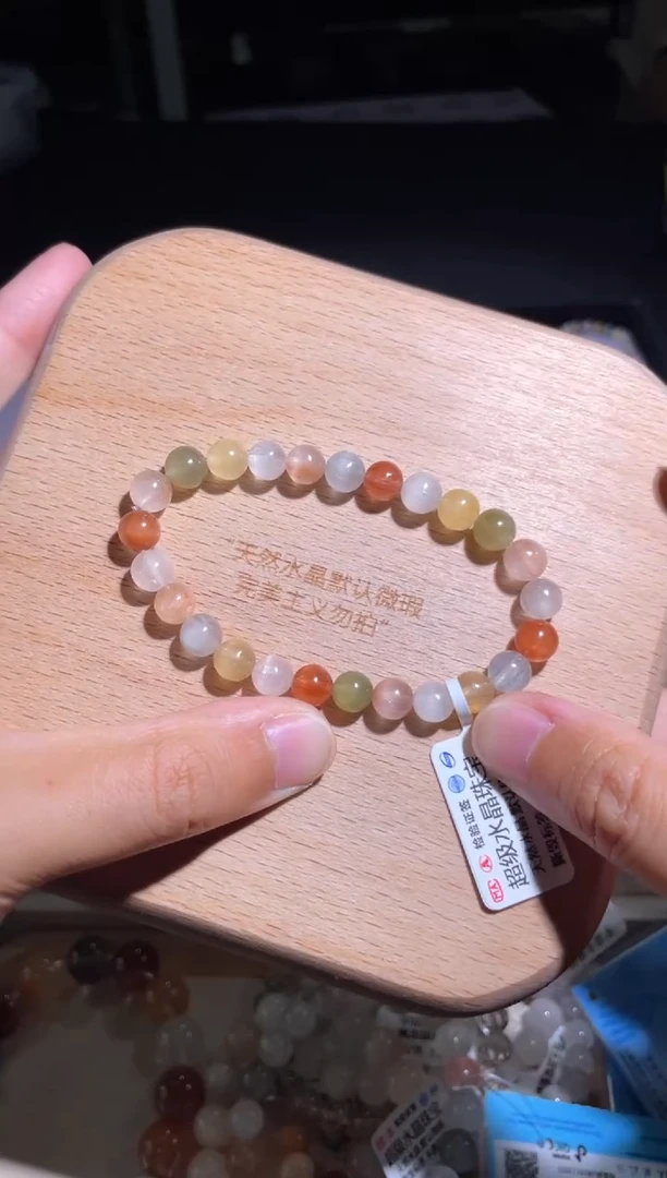 水晶手链未镶嵌19 号多样性发货一O 7+