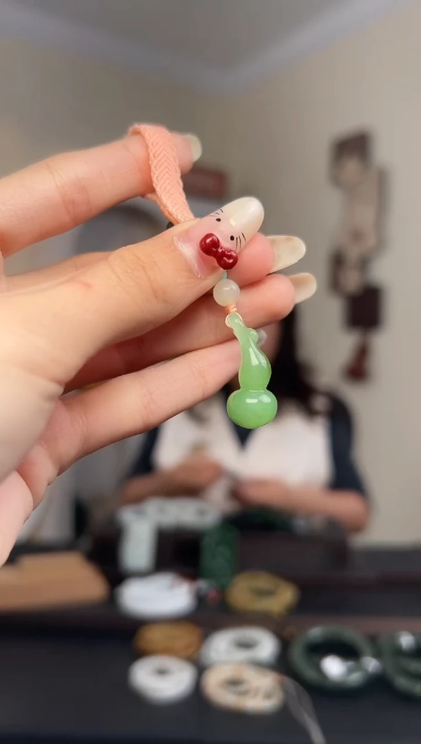 颈饰未镶嵌和田玉26*11mm葫芦 2543-G20