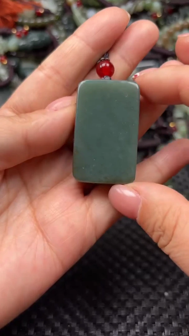 【闪购商品】和田玉颈饰未镶嵌.