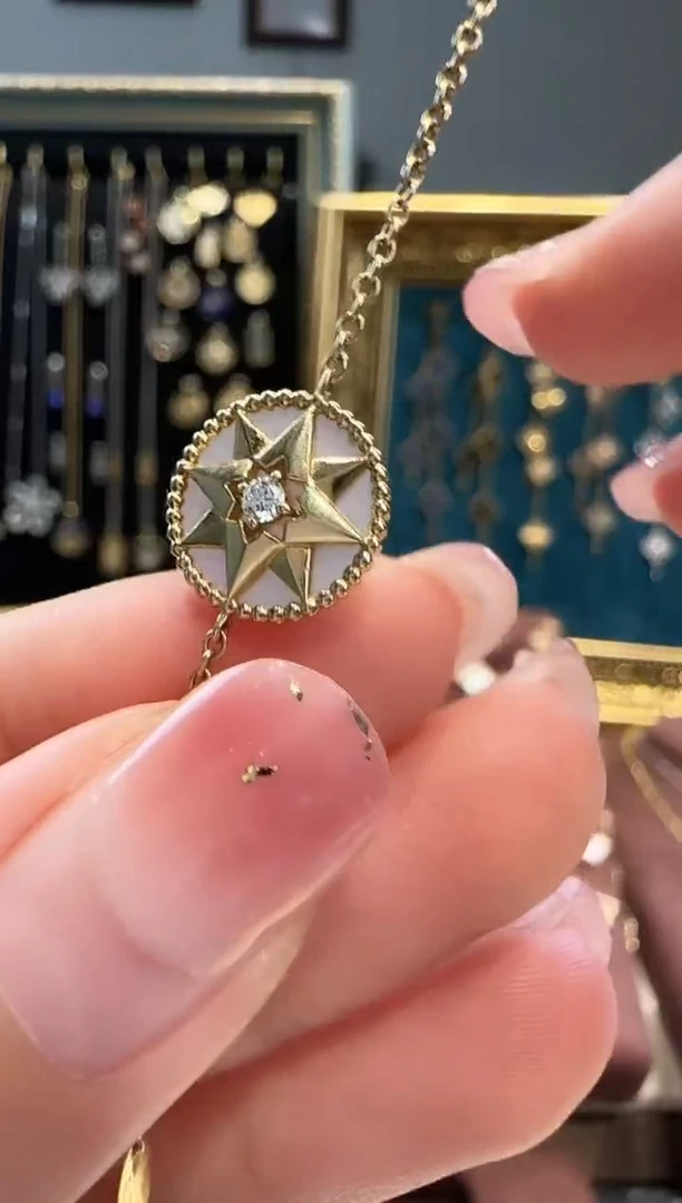 18K金镶嵌手链钻石罗盘手链